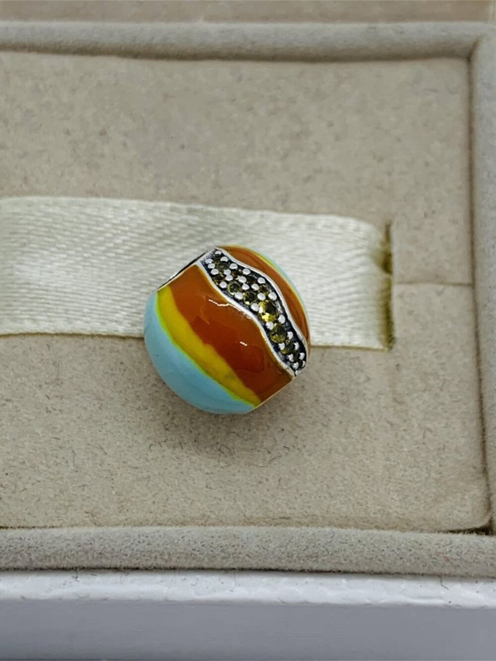 โจ๐ฅPandora Murano Multicolor Wave Charm